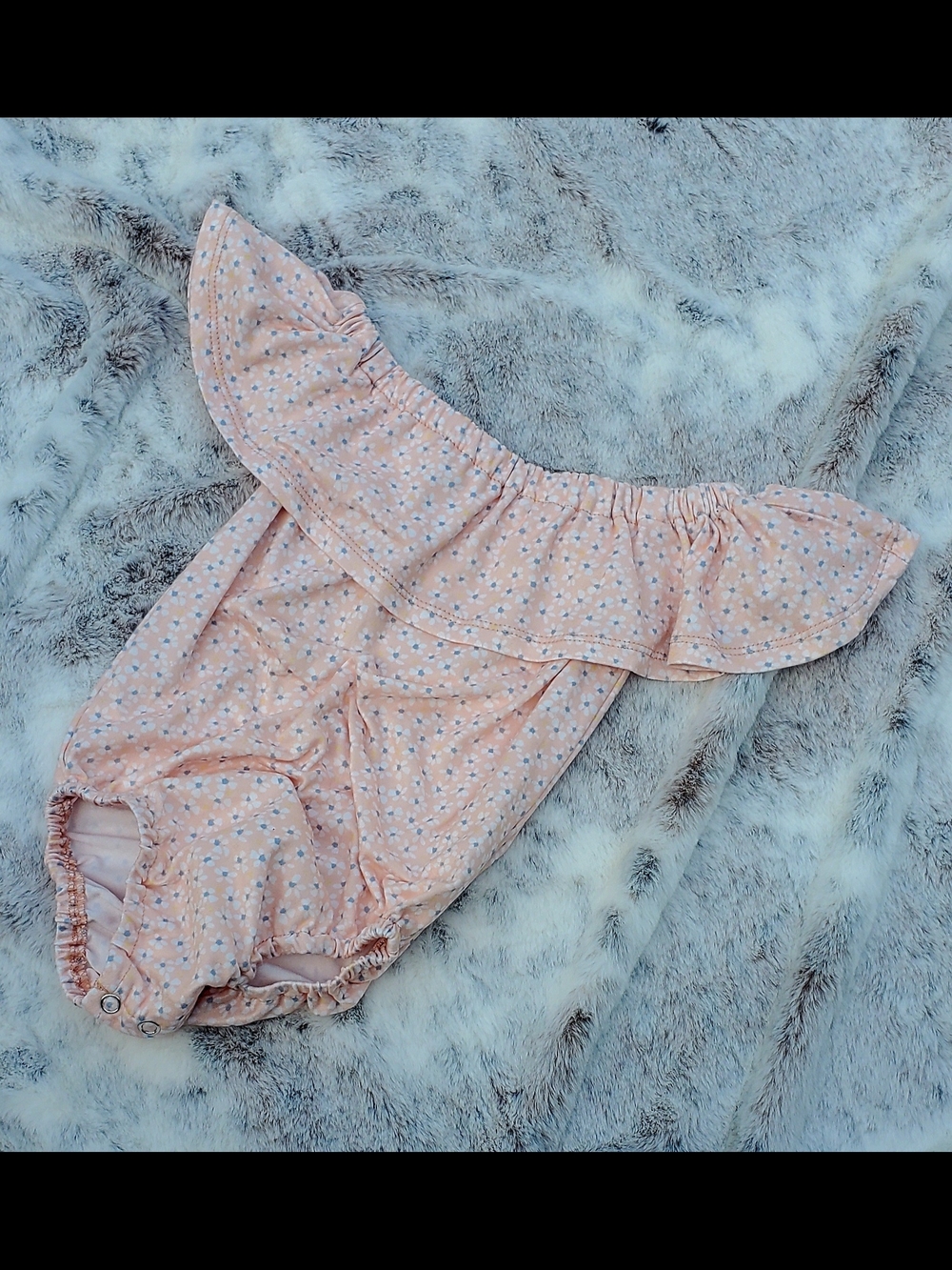 NWOT Peach Floral Off-Shoulder Bodysuit